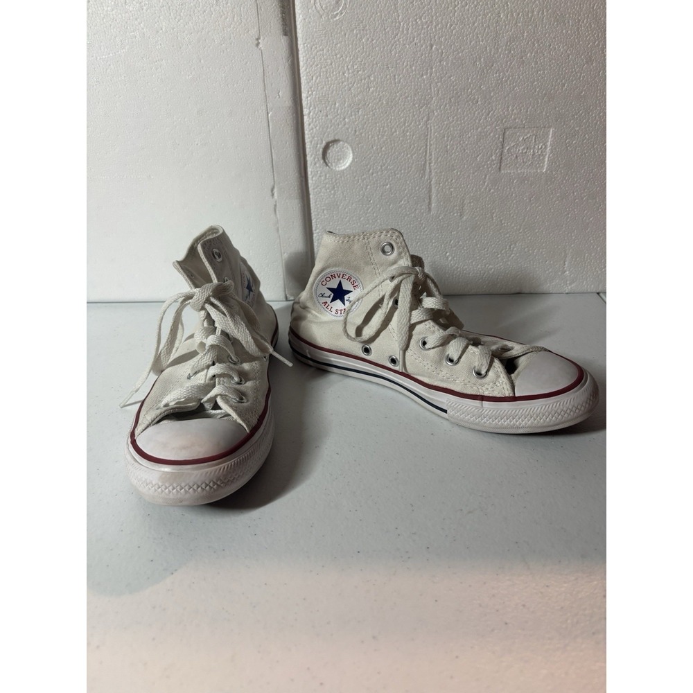 Size 1.5 - Converse Chuck Taylor All‎ Star High White